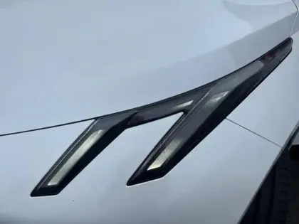 Photo 13 Lynk&co 02  Electric 272ch More