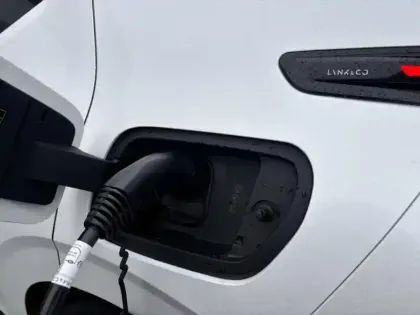 Photo 11 Lynk&co 02  Electric 272ch More