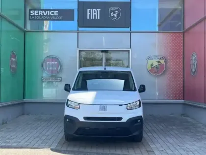 Photo 1 Fiat Doblo  Fg M Diesel 130ch automatique Pack Premium Connect