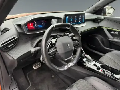 Photo 9 Peugeot 2008  1.2 PureTech 130ch S&S GT EAT8