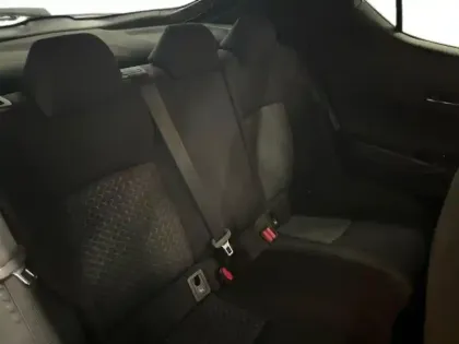 Photo 8 Toyota C-HR  122h Edition 2WD E-CVT MY22