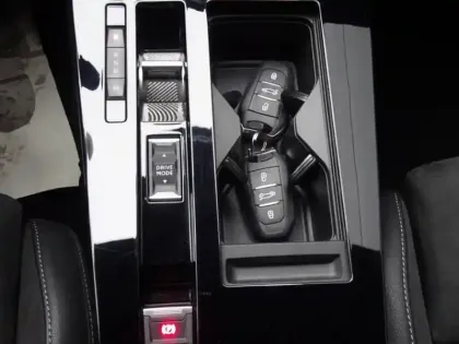 Photo 12 Opel Astra  1.2 Turbo 130ch GS BVA8