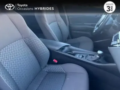 Photo 20 Toyota C-HR  1.8 Hybride 122ch Dynamic Ultimate E-CVT