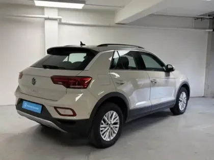 Photo 2 Volkswagen T-roc  1.5 TSI EVO 150ch Life Plus DSG7