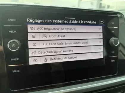 Photo 14 Volkswagen T-roc  1.5 TSI EVO 150ch Life Plus DSG7