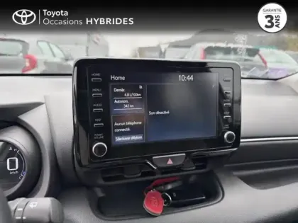 Photo 8 Toyota Yaris  116h Design 5p MY22