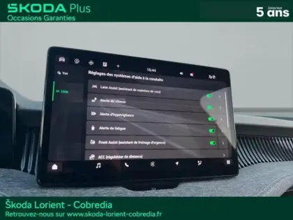 Photo 13 Skoda Superb  Combi 2.0 TDI SCR 150ch Selection DSG7