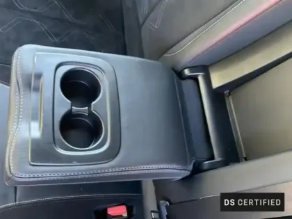 Photo 14 DS Ds 7  E-TENSE 4x4 300ch Performance Line +