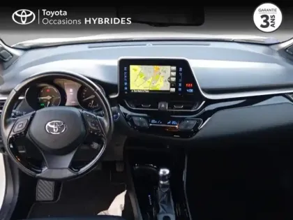 Photo 7 Toyota C-HR  122h Graphic 2WD E-CVT RC18