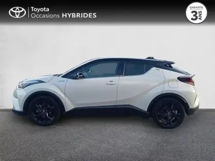 Photo 2 Toyota C-HR  122h Graphic 2WD E-CVT RC18