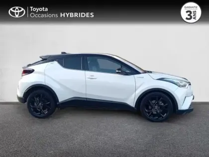 Photo 17 Toyota C-HR  122h Graphic 2WD E-CVT RC18