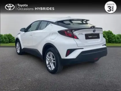 Photo 16 Toyota C-HR  1.8 Hybride 122ch Dynamic Ultimate E-CVT