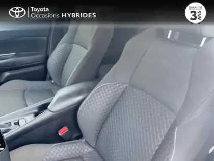 Photo 26 Toyota C-HR  1.8 Hybride 122ch Dynamic Ultimate E-CVT