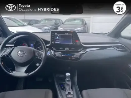 Photo 7 Toyota C-HR  1.8 Hybride 122ch Dynamic Ultimate E-CVT