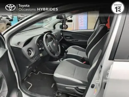 Photo 10 Toyota Yaris  110 VVT-i Design Y20 5p MY19