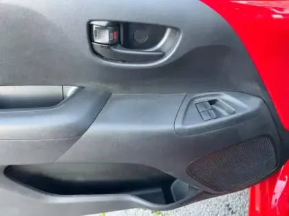 Photo 11 Citroën C1  VTi 72 S&S Feel 5p E6.d