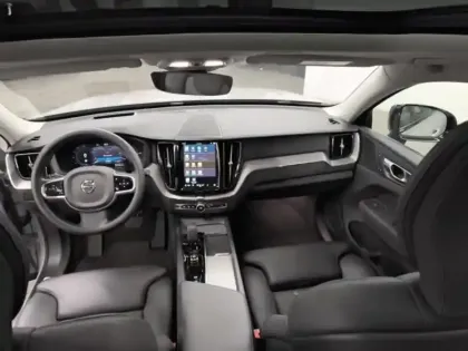 Photo 12 Volvo Xc60  T6 Hybride Rechargeable 253 + 145ch Ultra Style Dark Geartronic 8 AWD