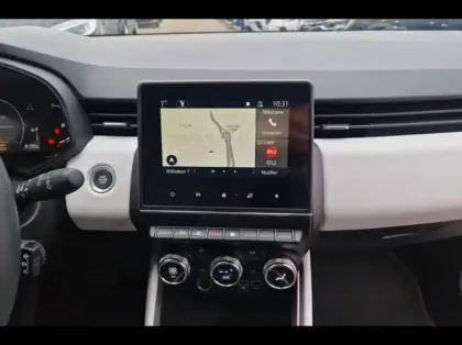 Photo 9 Renault Clio  1.6 E-Tech hybride 145ch Techno