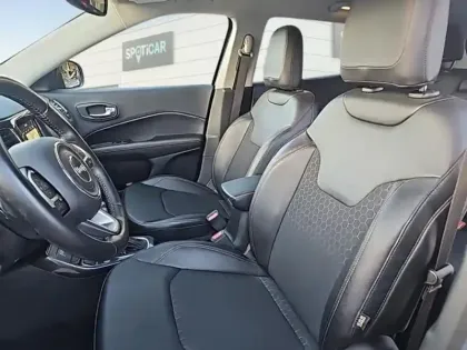 Photo 8 Jeep Compass  1.3 Turbo T4 190ch PHEV 4xe Limited AT6 eAWD