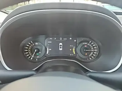 Photo 12 Jeep Compass  1.3 Turbo T4 190ch PHEV 4xe Limited AT6 eAWD