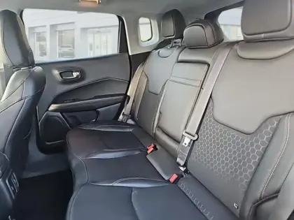 Photo 9 Jeep Compass  1.3 Turbo T4 190ch PHEV 4xe Limited AT6 eAWD