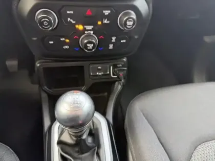 Photo 12 Jeep Renegade  1.0 GSE T3 120ch Brooklyn Edition MY21