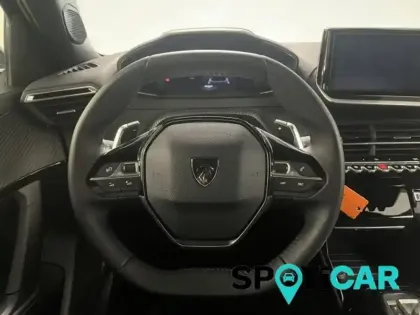 Photo 11 Peugeot 2008  1.2 Hybrid 136ch Allure e-DCS6