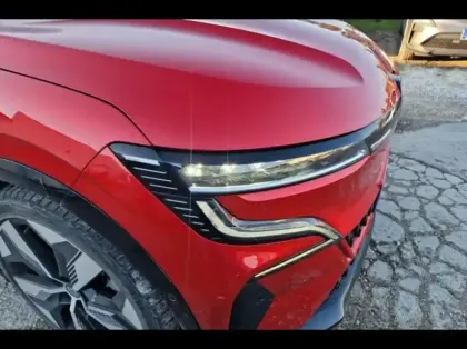 Photo 14 Renault Megane  E-Tech Electric EV60 220ch Techno super charge