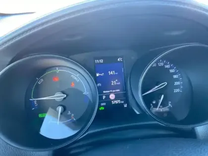 Photo 9 Toyota C-HR  184h Dynamic Business 2WD E-CVT + Programme Beyond Zero Academy MY22