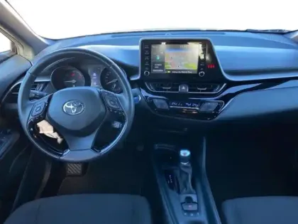Photo 3 Toyota C-HR  184h Dynamic Business 2WD E-CVT + Programme Beyond Zero Academy MY22