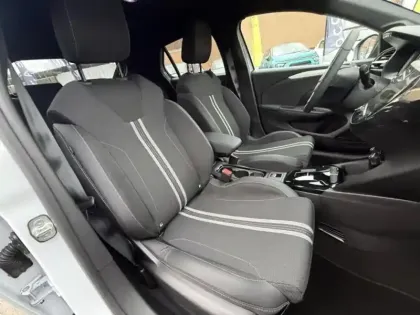 Photo 10 Opel Corsa  1.2 Turbo Hybrid 110ch GS e-DCT6