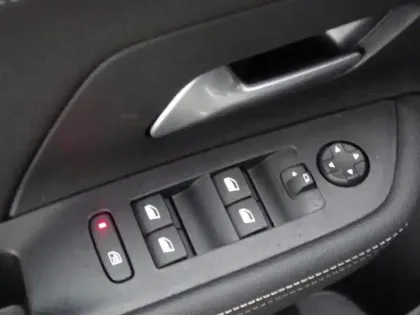 Photo 6 Opel Mokka  1.2 Turbo Hybrid 145ch GS e-DCT6