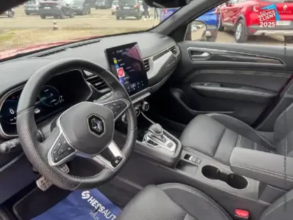 Photo 14 Renault Arkana  1.6 E-Tech hybride 145ch Engineered -22