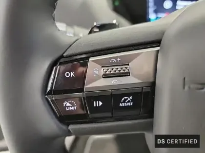 Photo 7 DS DS 4  E-TENSE 225ch Esprit Voyage