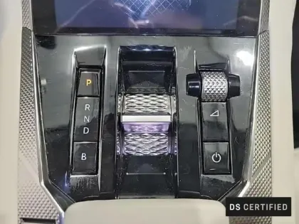 Photo 5 DS DS 4  E-TENSE 225ch Esprit Voyage