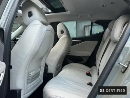 Photo 24 DS DS 4  E-TENSE 225ch Esprit Voyage