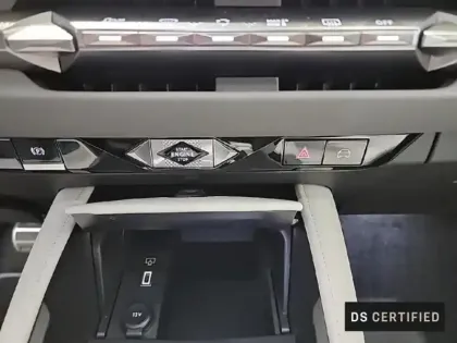 Photo 4 DS DS 4  E-TENSE 225ch Esprit Voyage
