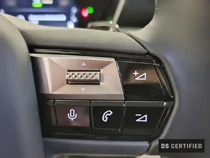 Photo 6 DS DS 4  E-TENSE 225ch Esprit Voyage