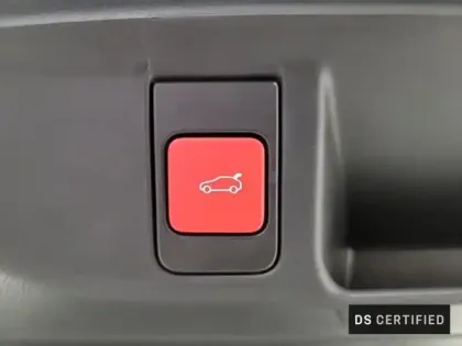 Photo 14 DS DS 4  E-TENSE 225ch Esprit Voyage