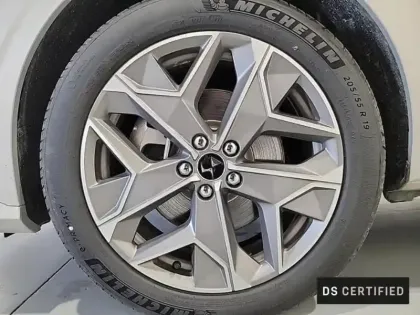 Photo 2 DS DS 4  E-TENSE 225ch Esprit Voyage