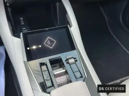 Photo 29 DS DS 4  E-TENSE 225ch Esprit Voyage