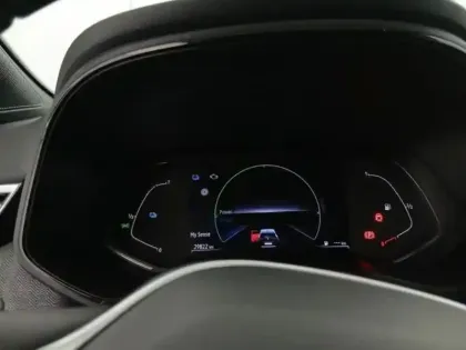 Photo 12 Renault Clio  1.6 E-Tech hybride 140ch Lutecia -21N