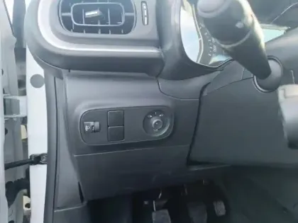 Photo 12 Citroën C3  1.5 BlueHDi 100ch S&S FEEL