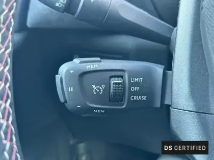 Photo 13 DS DS 3  Crossback E-Tense Performance Line +