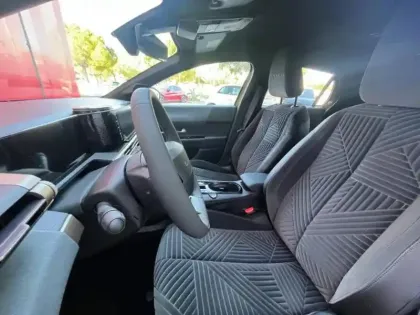 Photo 11 Lancia Ypsilon  Elettrica 156ch 51kWh LX (Certinergy 4750? déduit)