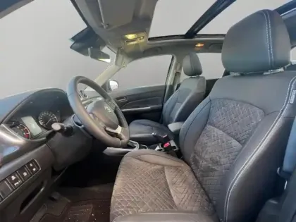 Photo 8 Suzuki Vitara  1.4 Boosterjet Hybrid 110ch Style Auto MY25