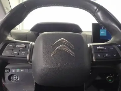 Photo 13 Citroën C4  Moteur électrique 136ch (100 kW) Shine Automatique