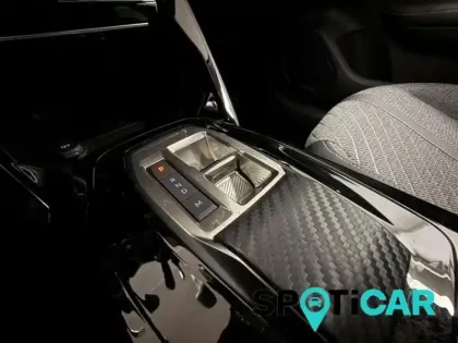 Photo 12 Peugeot 208  1.2 Hybrid 100ch Allure e-DCS6