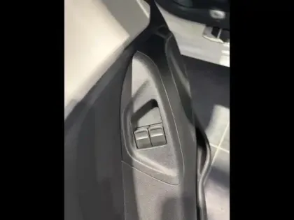 Photo 13 Toyota Aygo  1.0 VVT-i 72ch x-play 5P MY19