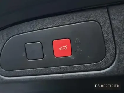 Photo 9 DS Ds 7  E-TENSE 4x4 360ch La Premiere